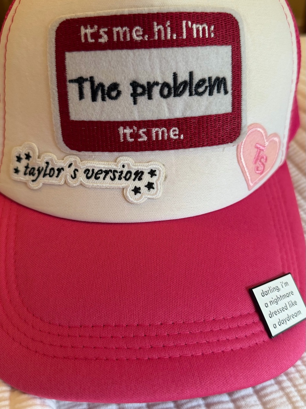 Fun summer hat. Perfect for beach or pool